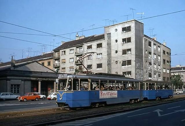 Tramvaj linije 9  na Socijalističke revolucije kod Šubićeva 1975. godine
